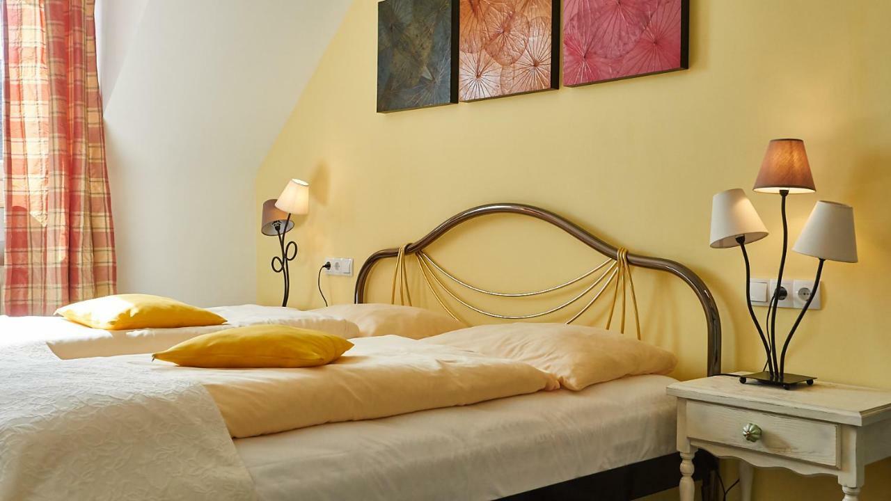 Hotel 3 Koenige Aachen Bagian luar foto